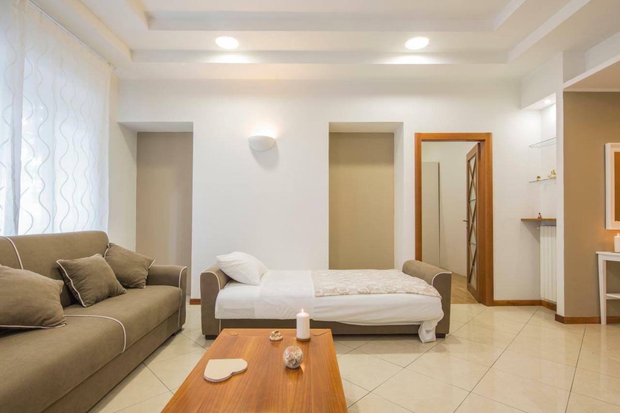 Villa La Casa Di Genella à Salernes Extérieur photo